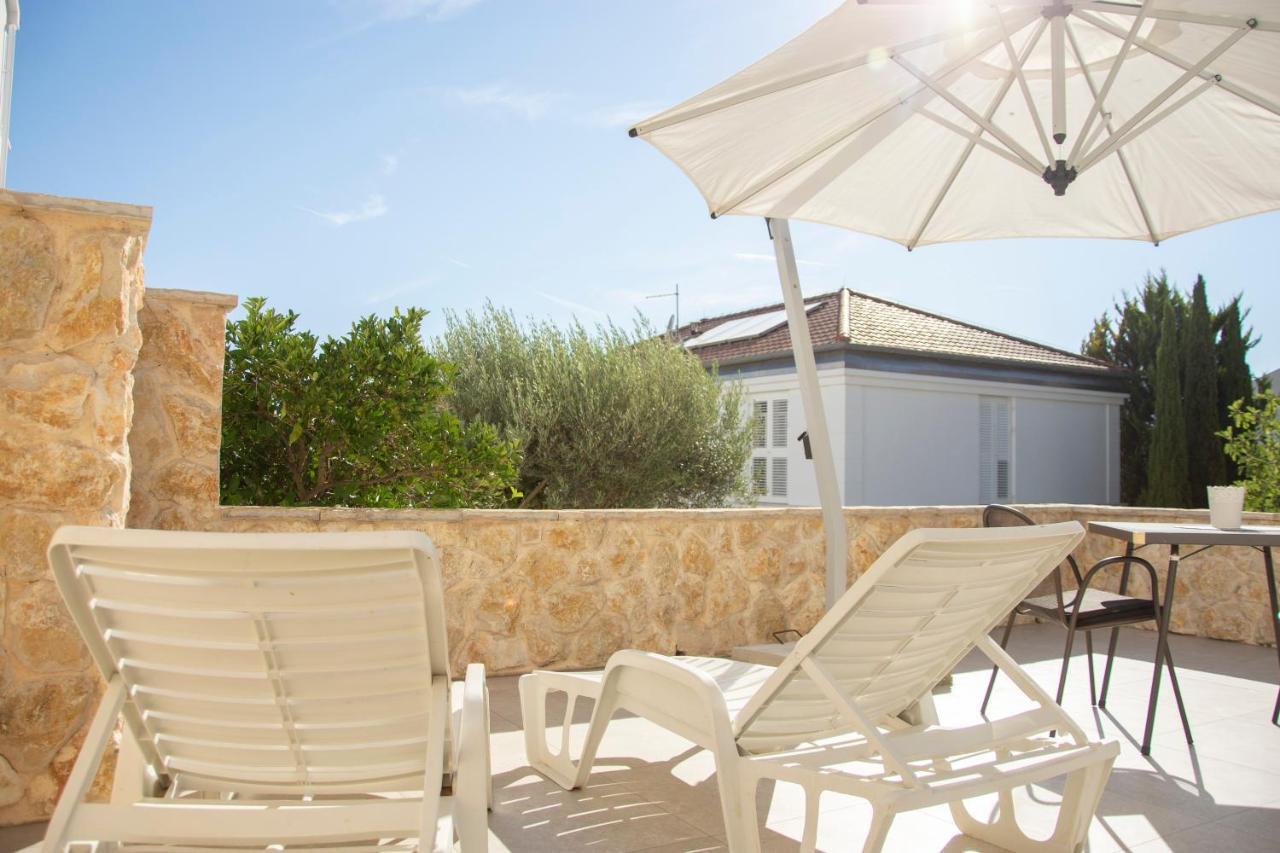 Holiday House By The Sea Vigo ซาดาร์ ภายนอก รูปภาพ